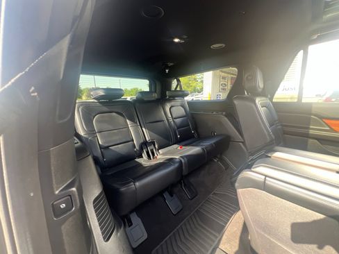 Used 2019 Lincoln Navigator L Reserve AWD/4WD image 57