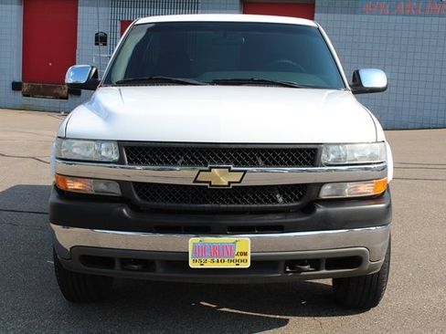 Used 2001 Chevrolet Silverado 2500 LS w/ Off-Road Skid Plate Pkg AWD/4WD image 35