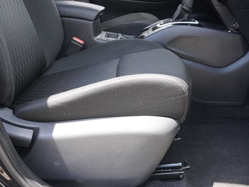 Used 2018 Nissan Rogue SV w/ Premium Package AWD/4WD image 26