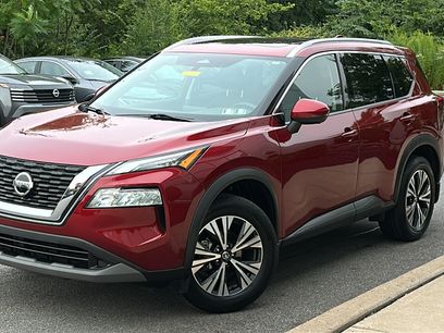 Used 2021 Nissan Rogue SV w/ Premium Package