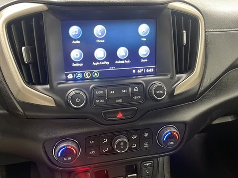 Used 2018 GMC Terrain Denali w/ Comfort Package FWD image 8