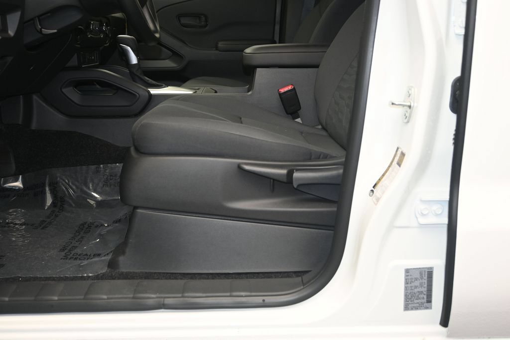 New 2026 Nissan Frontier S w/ Tow Package AWD/4WD image 21