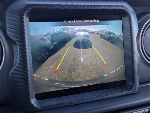 Used 2023 Jeep Wrangler Willys image 14