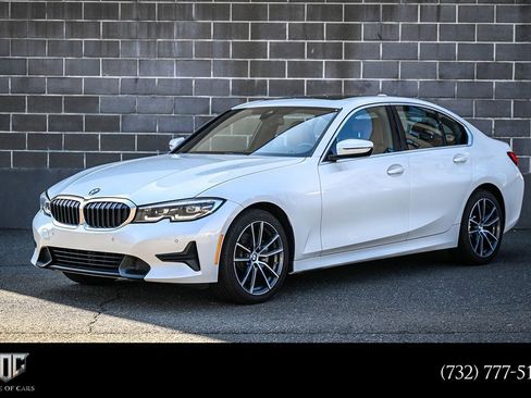 Used 2019 BMW 330i xDrive Sedan w/ Premium Package image 1