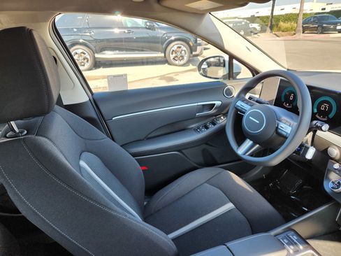 New 2025 Hyundai Sonata SEL image 17
