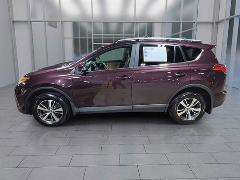 Used 2016 Toyota RAV4 XLE AWD/4WD image 5
