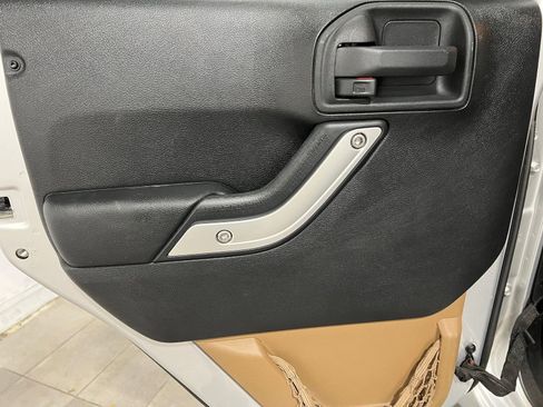 Used 2011 Jeep Wrangler Unlimited Rubicon w/ Dual Top Group image 16