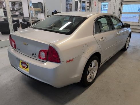 Used 2012 Chevrolet Malibu LS image 5