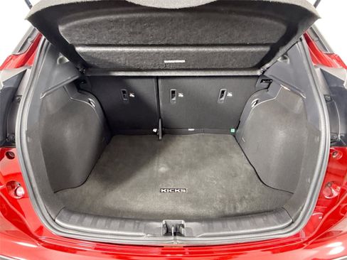 Used 2023 Nissan Kicks SR w/ SR Premium Package image 35