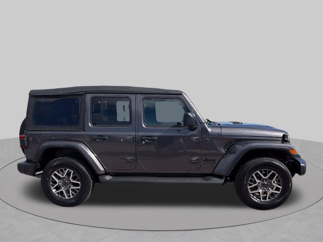 Certified 2025 Jeep Wrangler Unlimited Sahara AWD/4WD image 7