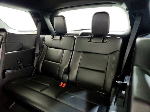 Used 2022 Ford Explorer ST w/ Equipment Group 401A image 15