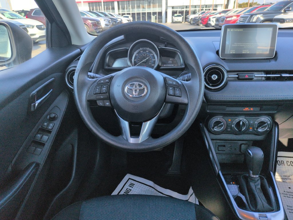 Used 2017 Toyota Yaris iA FWD image 13