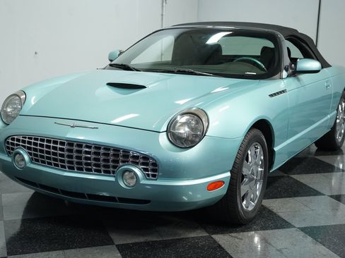 Used 2002 Ford Thunderbird image 16
