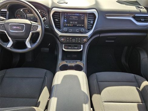 Certified 2023 GMC Acadia SLE w/ Driver Convenience Package FWD image 9