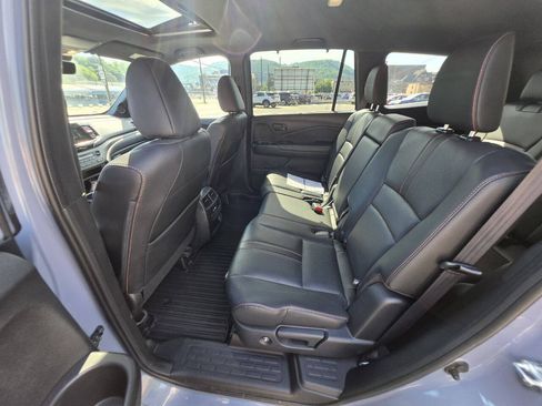 Used 2022 Honda Pilot TrailSport image 17