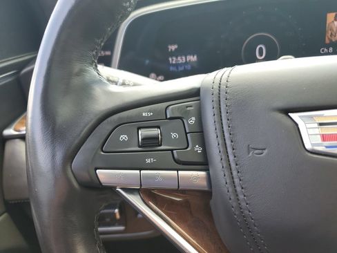 Used 2022 Cadillac Escalade Premium Luxury Platinum AWD/4WD image 25
