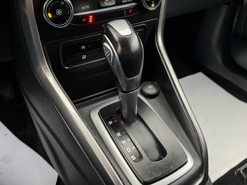 Used 2019 Ford EcoSport SE image 28
