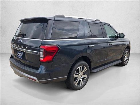 Used 2024 Ford Expedition Limited RWD image 5