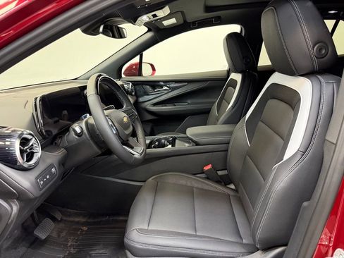 New 2025 Chevrolet Blazer EV LT w/ Super Cruise Package image 23