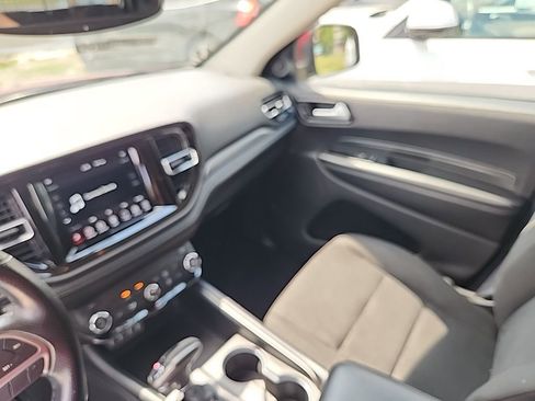 Used 2022 Dodge Durango SXT image 7