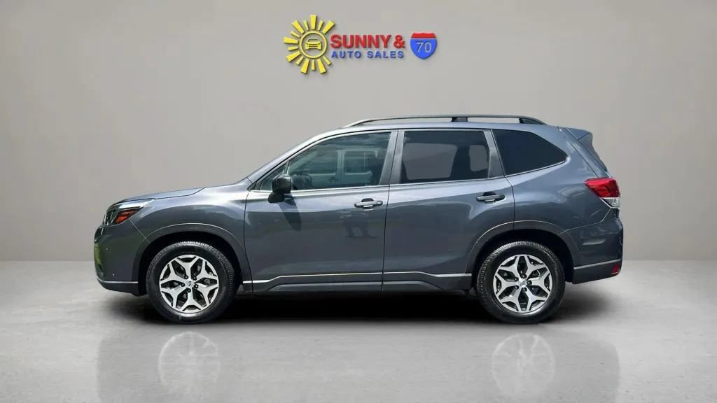Used 2020 Subaru Forester Premium AWD/4WD image 5
