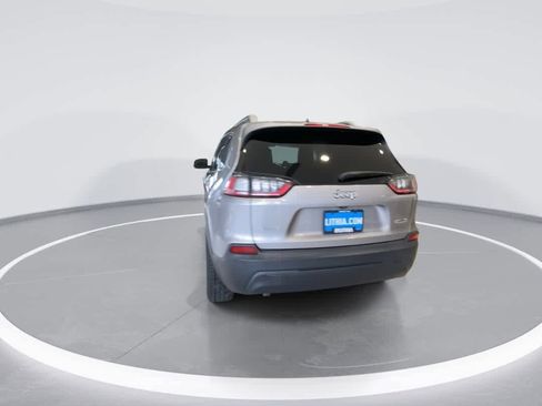 Used 2019 Jeep Cherokee Latitude Plus image 7