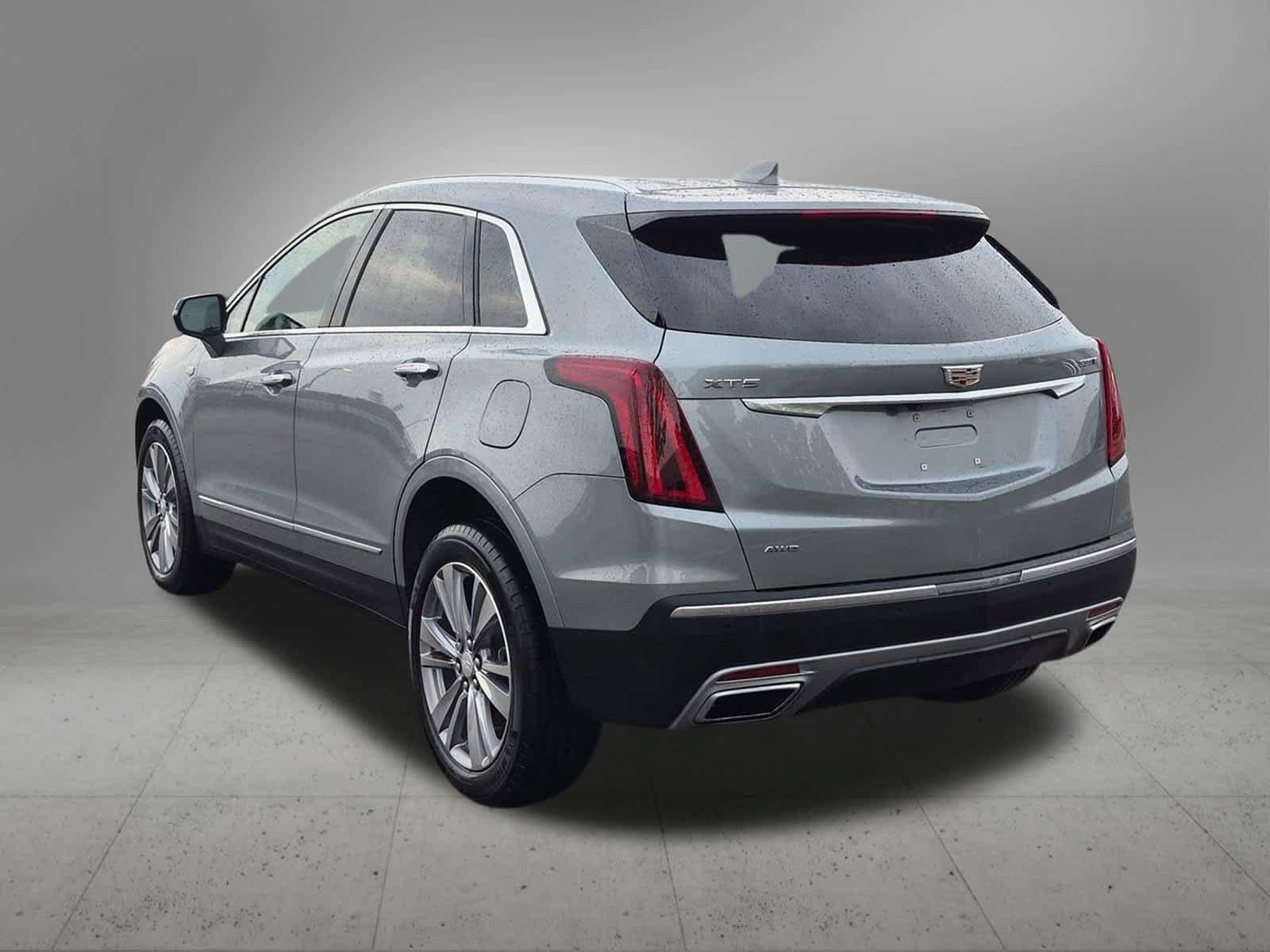 Used 2023 Cadillac XT5 Premium Luxury AWD/4WD image 4