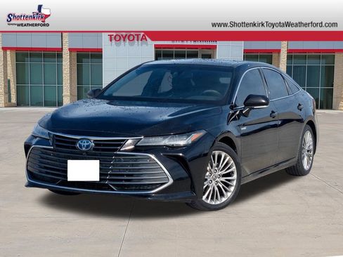Used 2021 Toyota Avalon Limited w/ Advanced Safety Package image 1