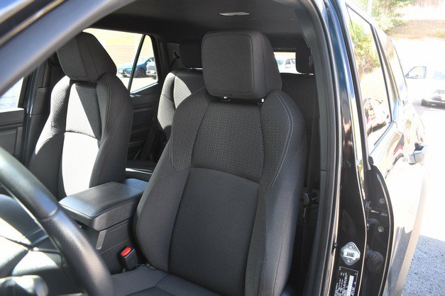Certified 2025 Toyota 4Runner SR5 AWD/4WD image 17
