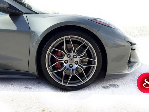 Used 2023 Chevrolet Corvette Z06 w/ Chrome Exterior Badge Package image 12