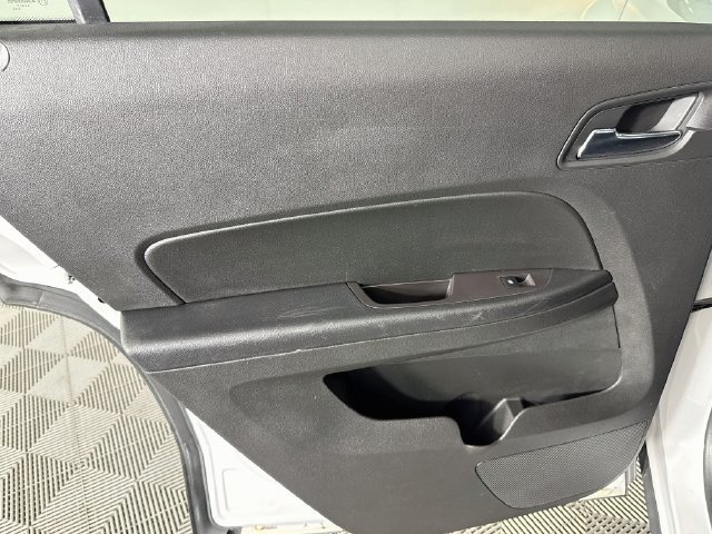 Used 2017 GMC Terrain SLE FWD image 22