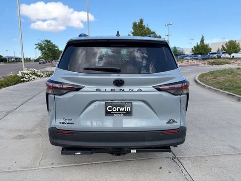 Used 2026 Toyota Sienna XLE Woodland Edition AWD/4WD image 8