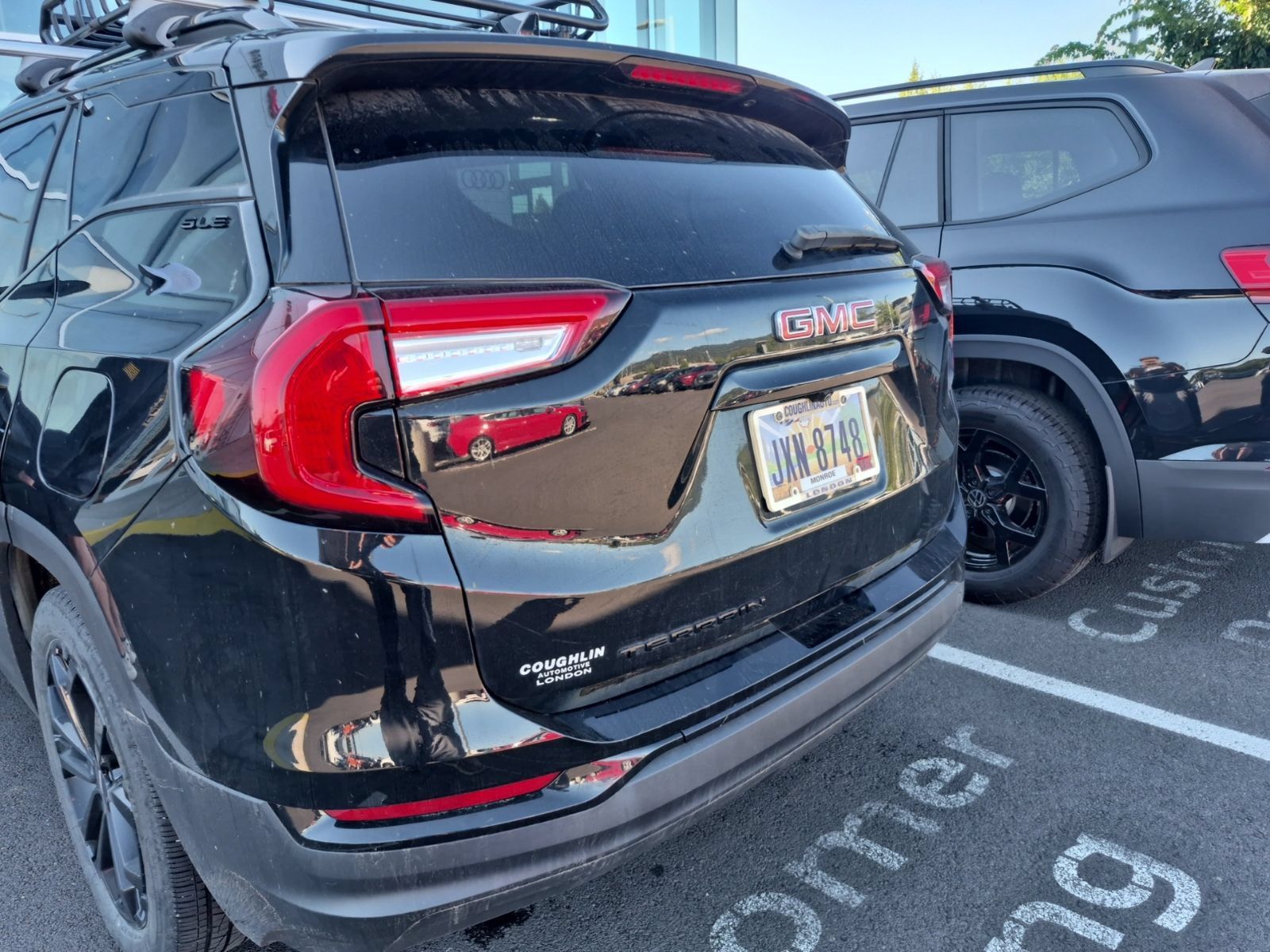 Used 2022 GMC Terrain SLE w/ Driver Convenience Package FWD image 5