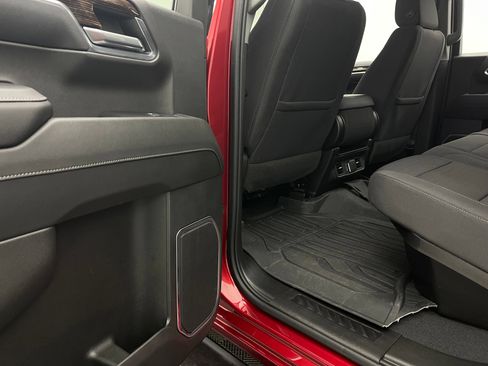 Used 2023 GMC Sierra 1500 Elevation w/ LPO, Elevation Black Package AWD/4WD image 40