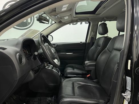 Used 2017 Jeep Compass High Altitude image 12