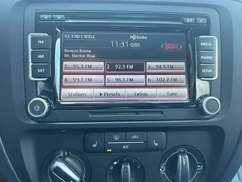 Used 2013 Volkswagen Jetta SE image 12