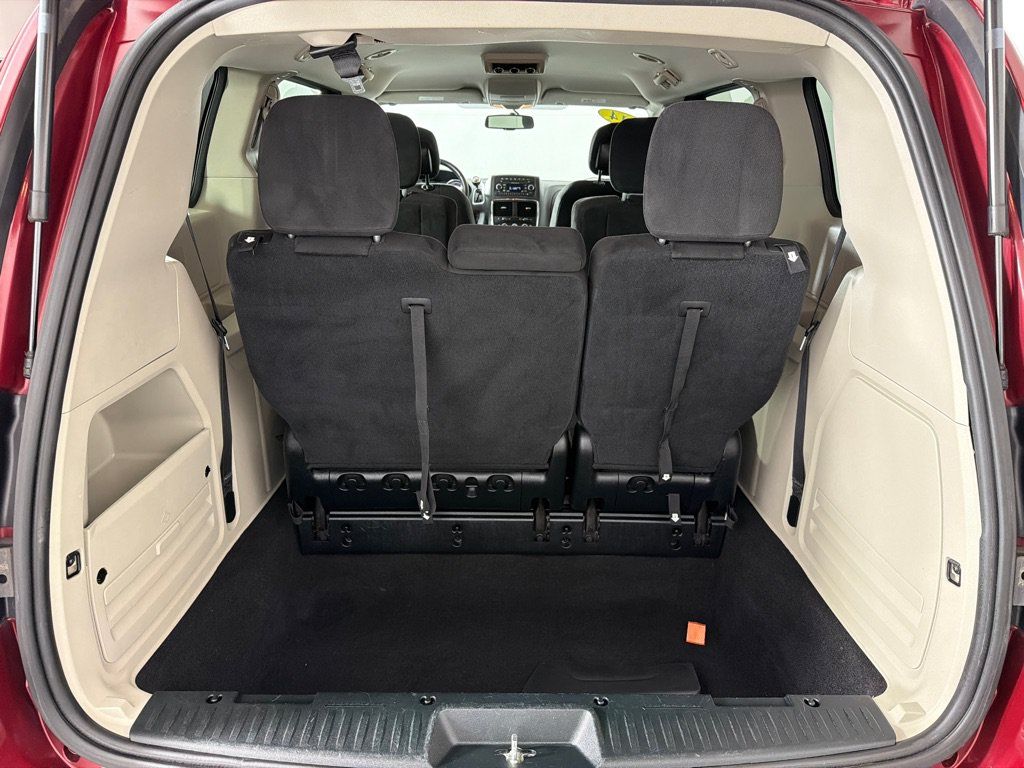 Used 2014 Dodge Grand Caravan SE w/ Quick Order Package 29E SE FWD image 17
