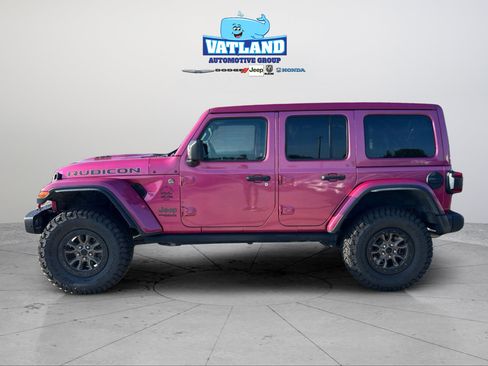 Used 2022 Jeep Wrangler Unlimited Rubicon w/ Xtreme Recon 35" Tire Package AWD/4WD image 2