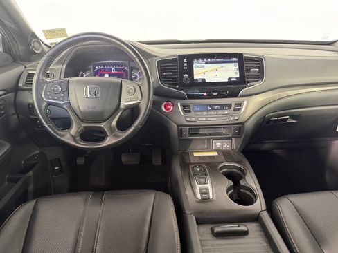 Used 2023 Honda Passport TrailSport image 31