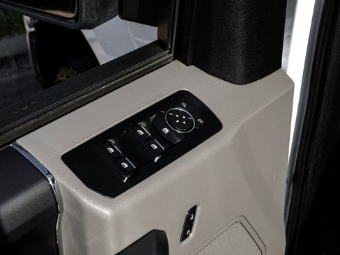 Used 2018 Ford F150 XLT w/ Equipment Group 302A Luxury image 43