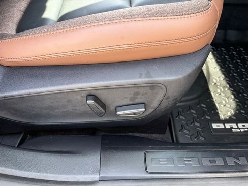 Certified 2025 Ford Bronco Sport Outer Banks w/ Outer Banks Tech Package+ AWD/4WD image 37