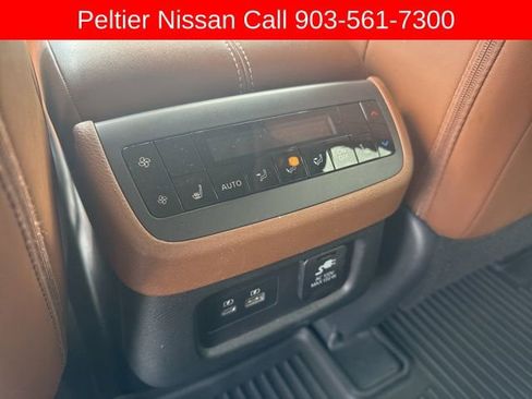 Used 2024 Nissan Pathfinder Platinum image 22