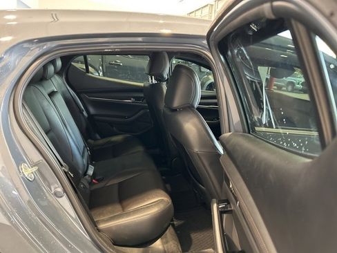 Used 2022 MAZDA MAZDA3 s image 19