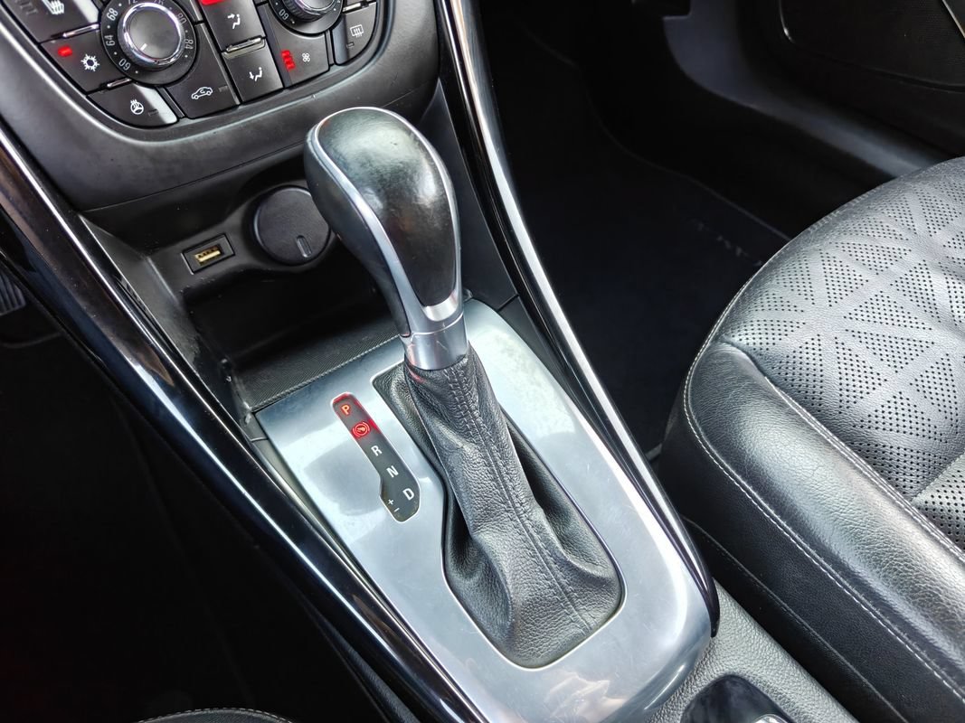 Used 2016 Buick Cascada Premium FWD image 33