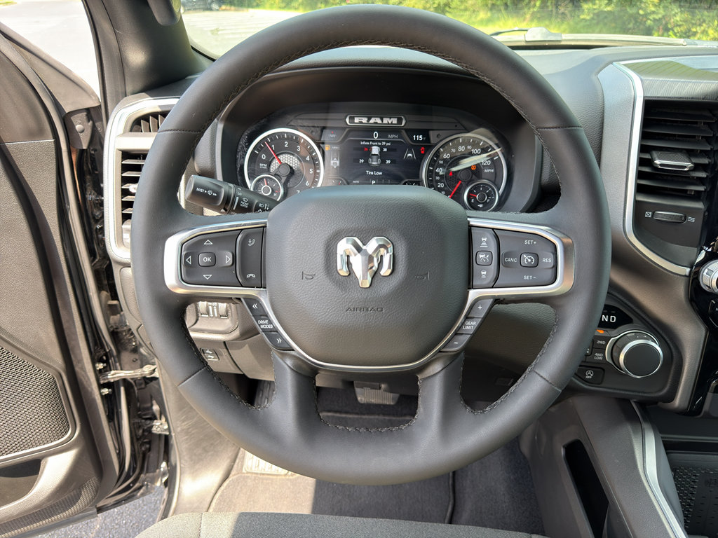 Used 2026 RAM 1500 Big Horn AWD/4WD image 13