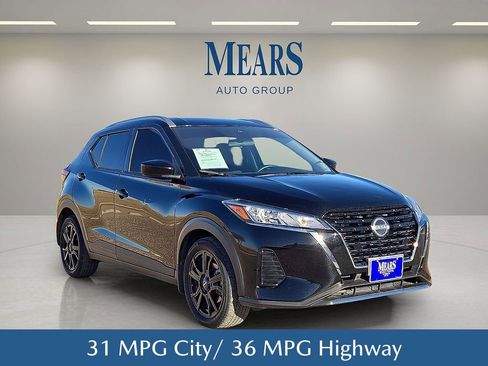 Used 2023 Nissan Kicks SV image 8
