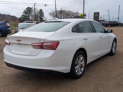 Used 2020 Chevrolet Malibu LT image 4