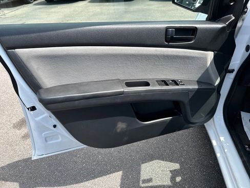 Used 2011 Nissan Sentra 2.0 image 9