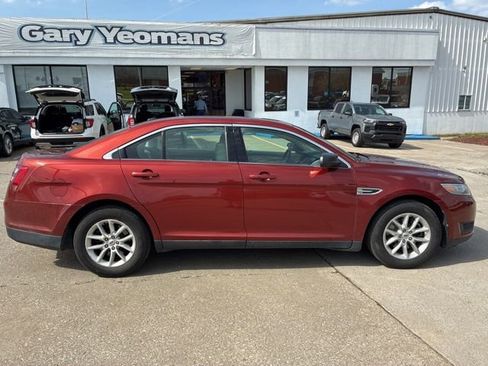Used 2014 Ford Taurus SE image 7