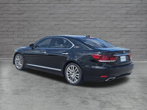 Used 2015 Lexus LS 460 w/ Comfort Package RWD image 3